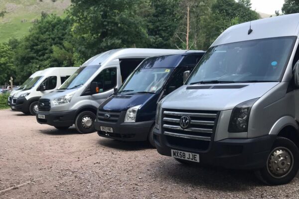 Minibus Hire Liverpool To Manchester Airport